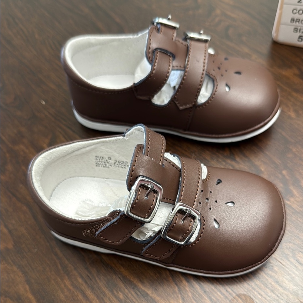 L'Amour (Angel Baby) Brown Dress Shoes with Double Buckle - Picture 2 of 5